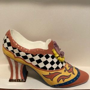 Unique decorative vintage look shoe decor